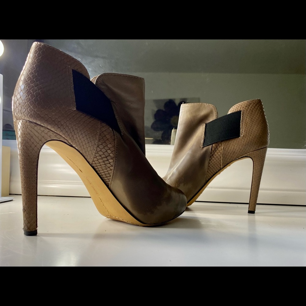 Taupe Vince Camuto